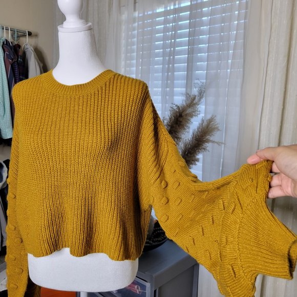 Balloon Sleeve Sweater - Picture 7 of 16